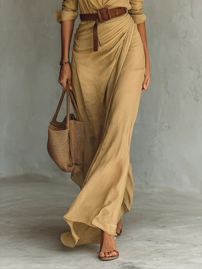 Langärmliges, tailliertes Maxikleid mit Revers