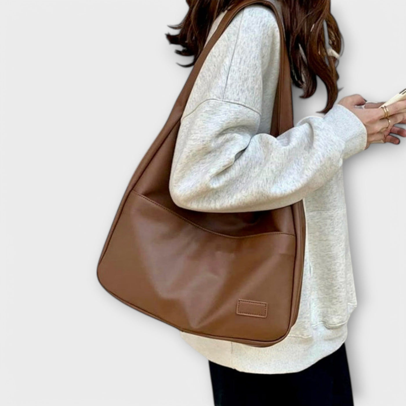 Vespera - Stilvolle Schultertasche