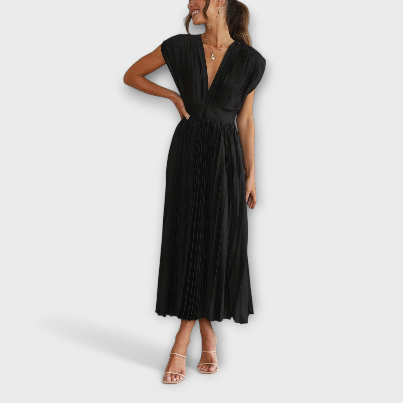 Aurora - Stilvolles Faltenkleid