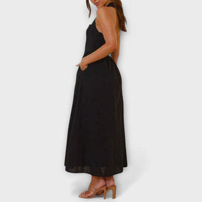 Aurora - Mid-Length Schwarzes Halterkleid mit Taillendetail
